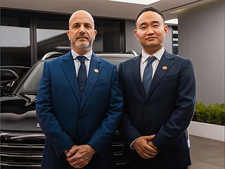 From Left: Elie Nehme, Senior General Manager, SOUEAST UAE and Kai Jin, Middle East Regional Director, SOUEAST AUTO