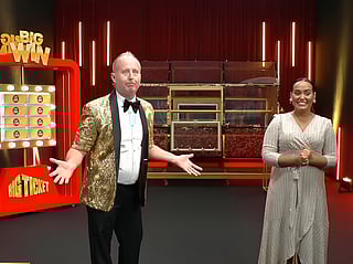 Bangladeshi salesman in UAE wins Big Ticket 24K gold