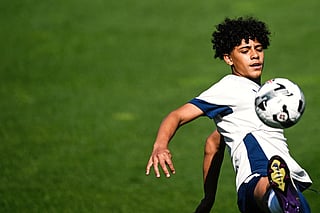 Portugal’s under 15 forward Cristiano dos Santos Junior “Cristianinho”, son of Portugal’s forward Cristiano Ronaldo, takes part in a training session at Cidade do Futebol, training camp in Oeiras, outskirts of Lisbon, on May 11, 2025, ahead of under 15 Portugal vs Japan match on May 13, 2025 during Vlatko Markovic International Tournament in Croatia.