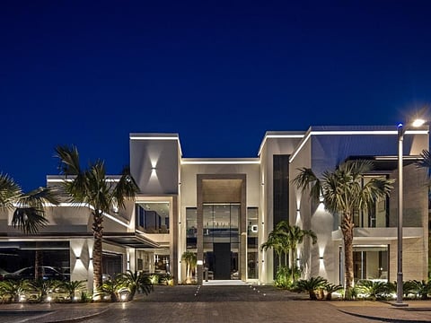 Grand Lux Properties closes landmark Palm Jumeirah villa sale 