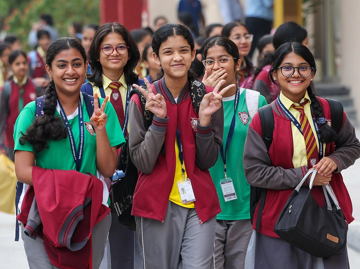Students return to Indian High School in Oud Metha, Dubai, after summer vacation. Photo: Virendra Saklani/Gulf News