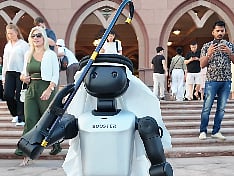 This is a robo dancer - think it'll do well busking?