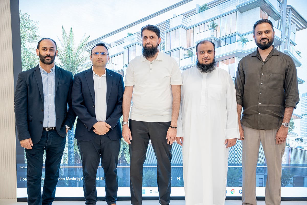 Aurangzeb Amin Pariyani, COO, Mashriq Elite Real Estate Developments; Manish Kumar Goenka; Kamran Muhammad, CEO & Founder, Mashriq Elite Real Estate Developments; Umair Saleem - Managing Director; and Bilal Hussain - Partner, during the launch of Floarea Breeze