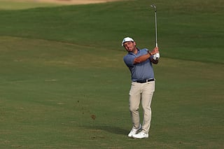 Francesco Molinari leads at the end of day 1