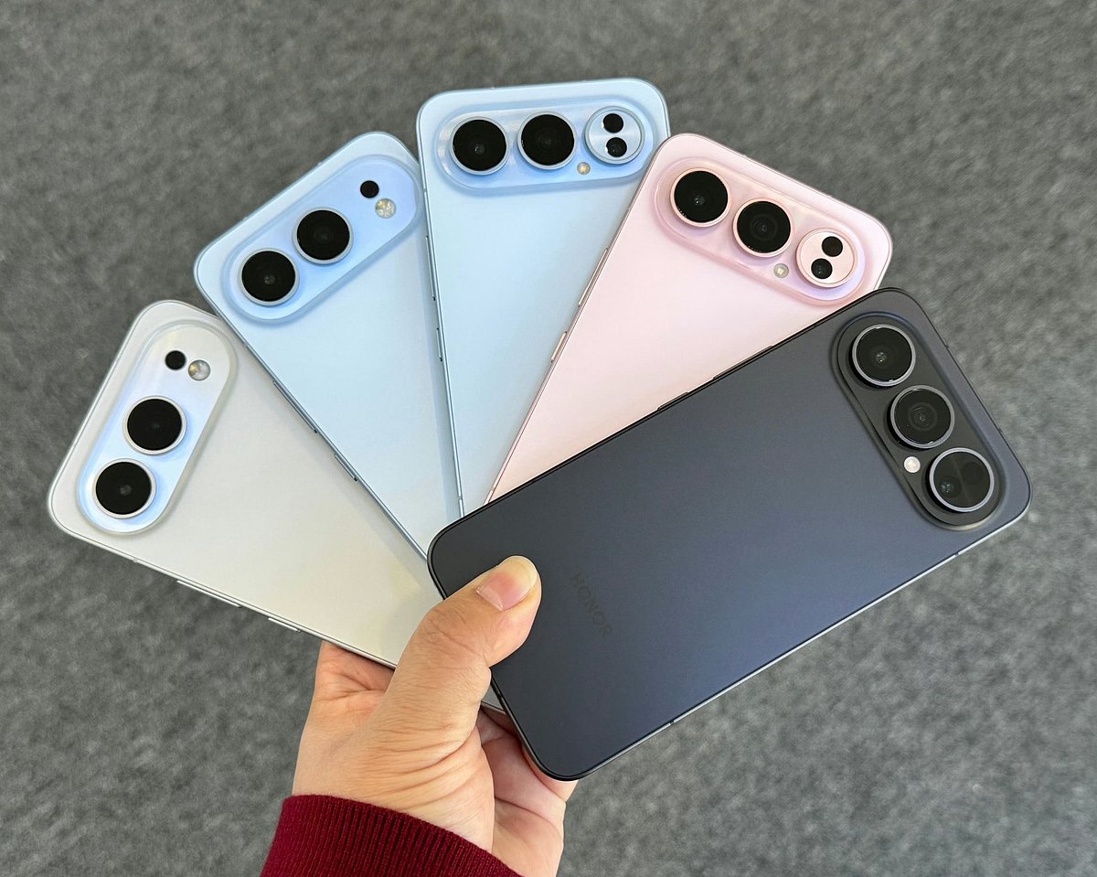 Honor 500 and 500 Pro are expected to be launched in China next week. Design-wise, the series features an “iPhone Air-style” horizontal camera module paired with a flat back panel, created with a seamless cold-carving process that gives it a crystal-clear finish. The phones will come in four color options: Aquamarine, Starlight Pink, Obsidian Black, and Moonlight Silver.