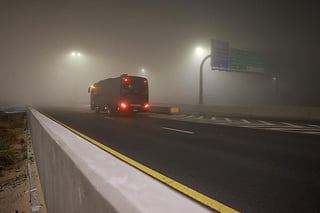 Dense fog blankets UAE; motorists urged to be careful