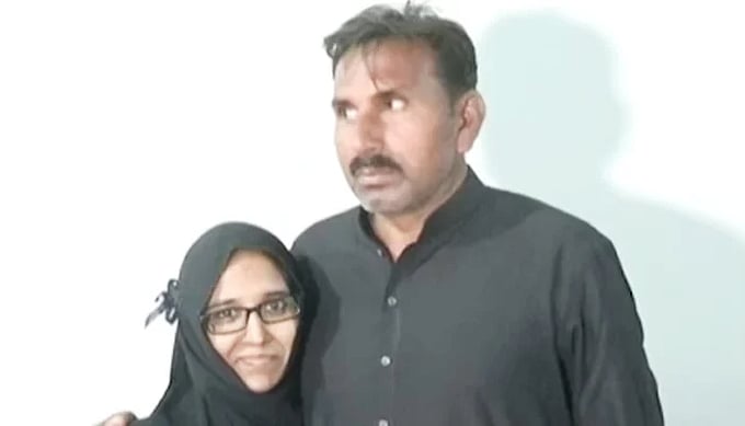 Kiran who lost her way to home 17-year ago with her father 