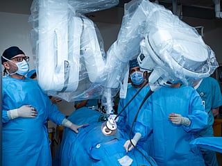 AHD performs Middle East’s first da Vinci SP surgery