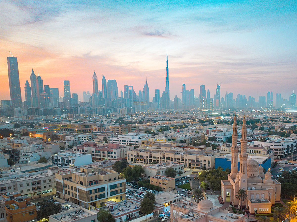 Stock Dubai skyline 2025