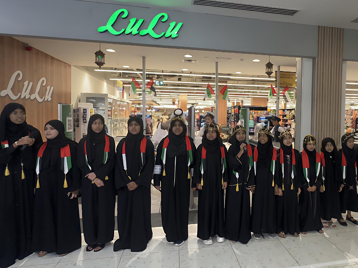 At exactly 11 am, shoppers paused as children, mostly girls, accompanied by their parents and LuLu Hypermarket staff, joined their voices in unison.