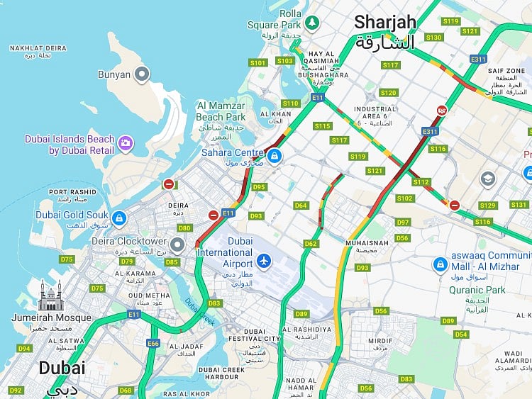 Real-time Google Maps data showed multiple accidents.