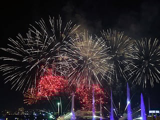 DSF fireworks dazzle at Dubai Festival City mall