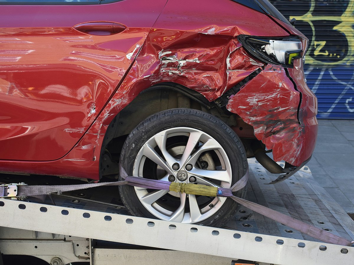 The ruling clarified that these individuals fall under categories excluded from civil liability coverage arising from accidents involving the insured vehicle