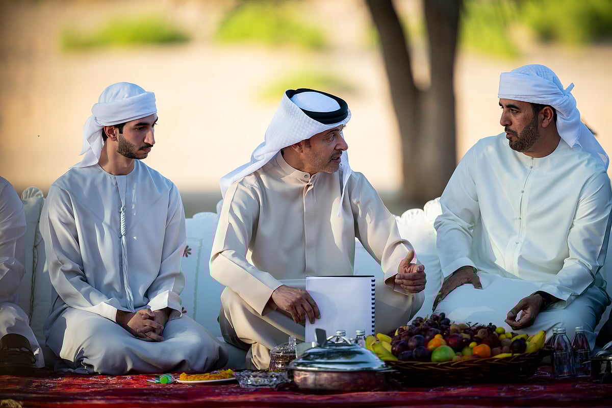 Sheikh Hazza bin Zayed interacts with the sons of fallen UAE heroes at Al Fakhr Winter Camp, reinforcing the leadership’s dedication to nurturing their skills, confidence and future aspirations.
