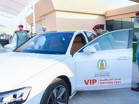 The Smart Testing Village is fully equipped with advanced smart systems and all necessary testing equipment, enabling applicants to take driving tests with high accuracy and without direct human intervention. 