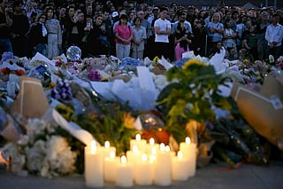 Bondi Beach shooting victims honoured at memorial