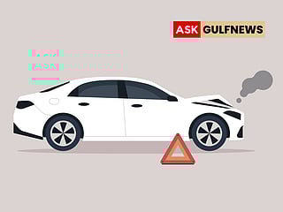 A minor traffic accident involves a low-impact crash resulting in minimal damage to vehicles, such as small dents, scratches, or broken lights, and typically causes little to no injuries.