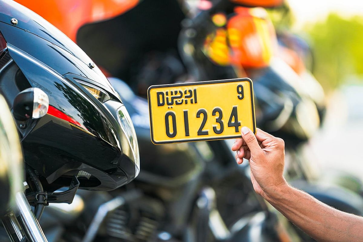 The front number plate for delivery bikes
