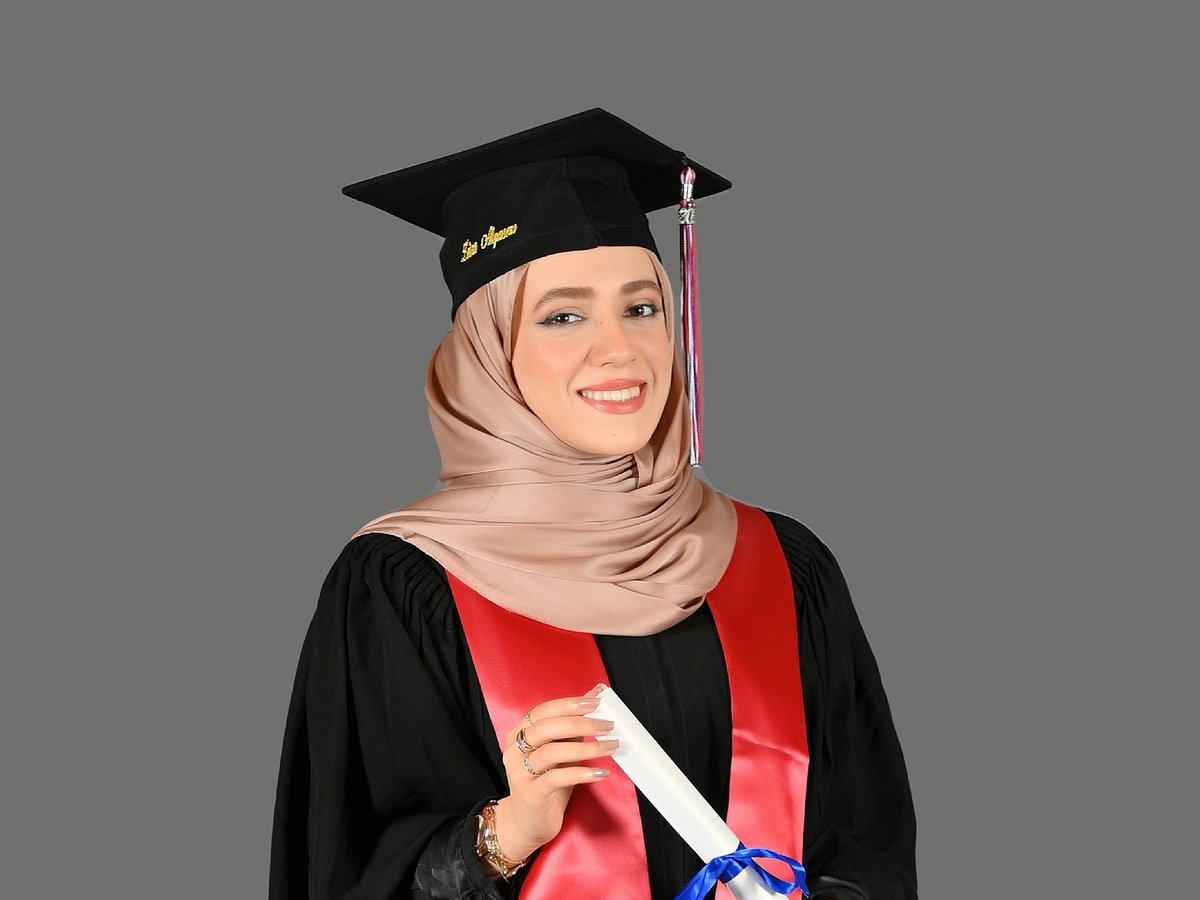 For Zeina Alqasem, they speak the same language. Both are driven by interpretation, pattern, and the search for meaning — just through different lenses.