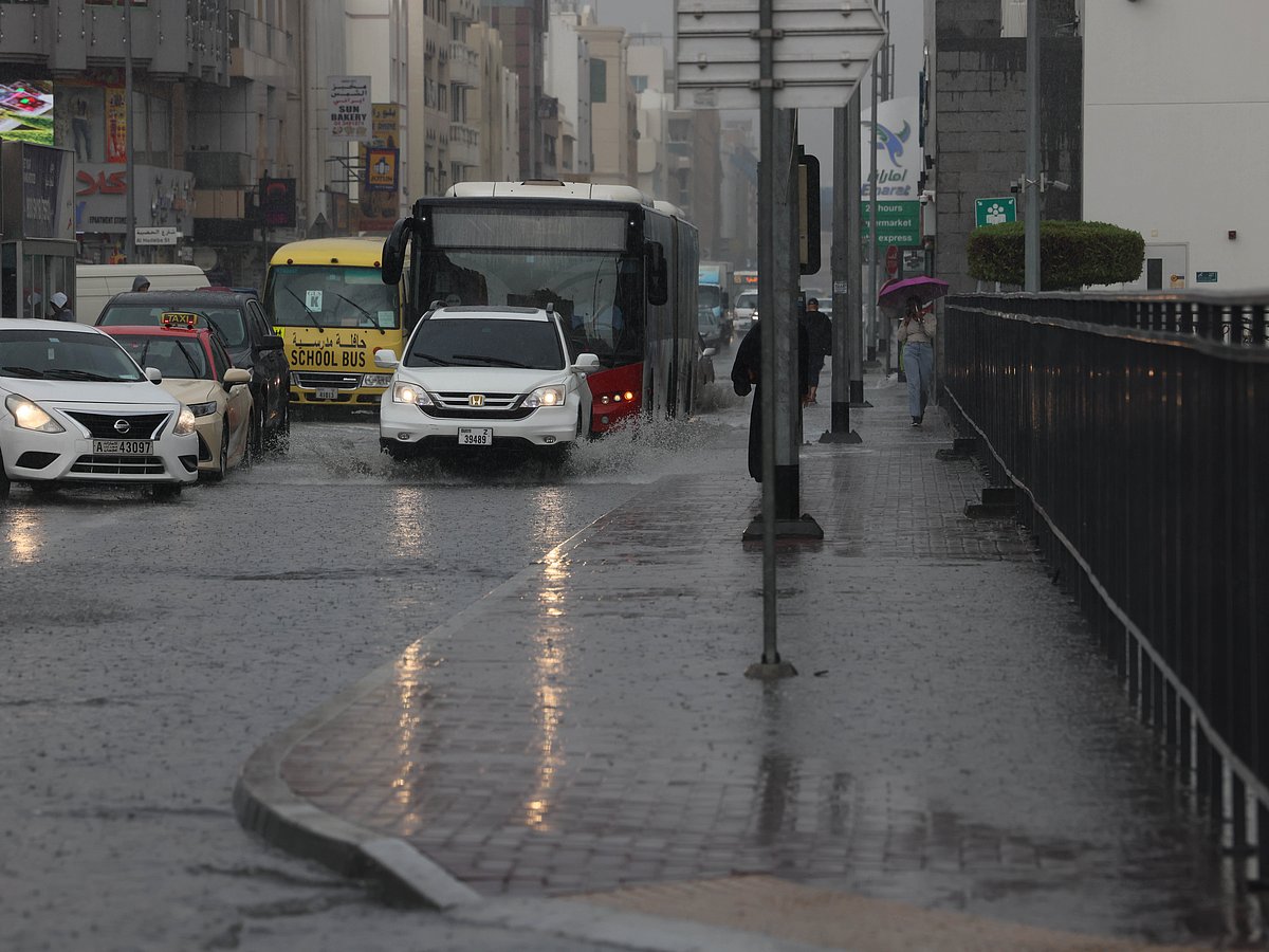 Rain in Dubai