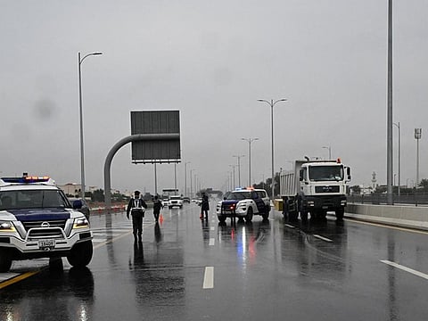 Traffic personnel exerted significant efforts to ensure the safety of motorists and all road users under such weather conditions