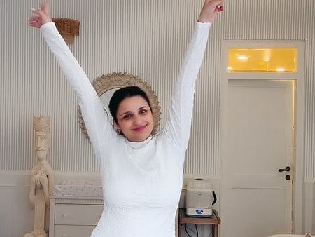 New mommy Parineeti Chopra says she is dealing with ‘postpartum symptoms’