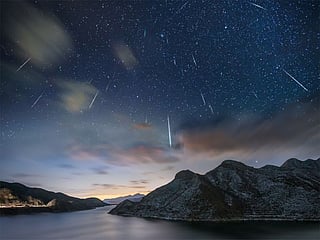 Best viewing expected just before dawn across the Arab world.