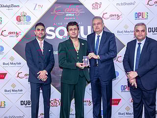 Kanz Jewels hosts Sonu Nigam concert in Dubai
