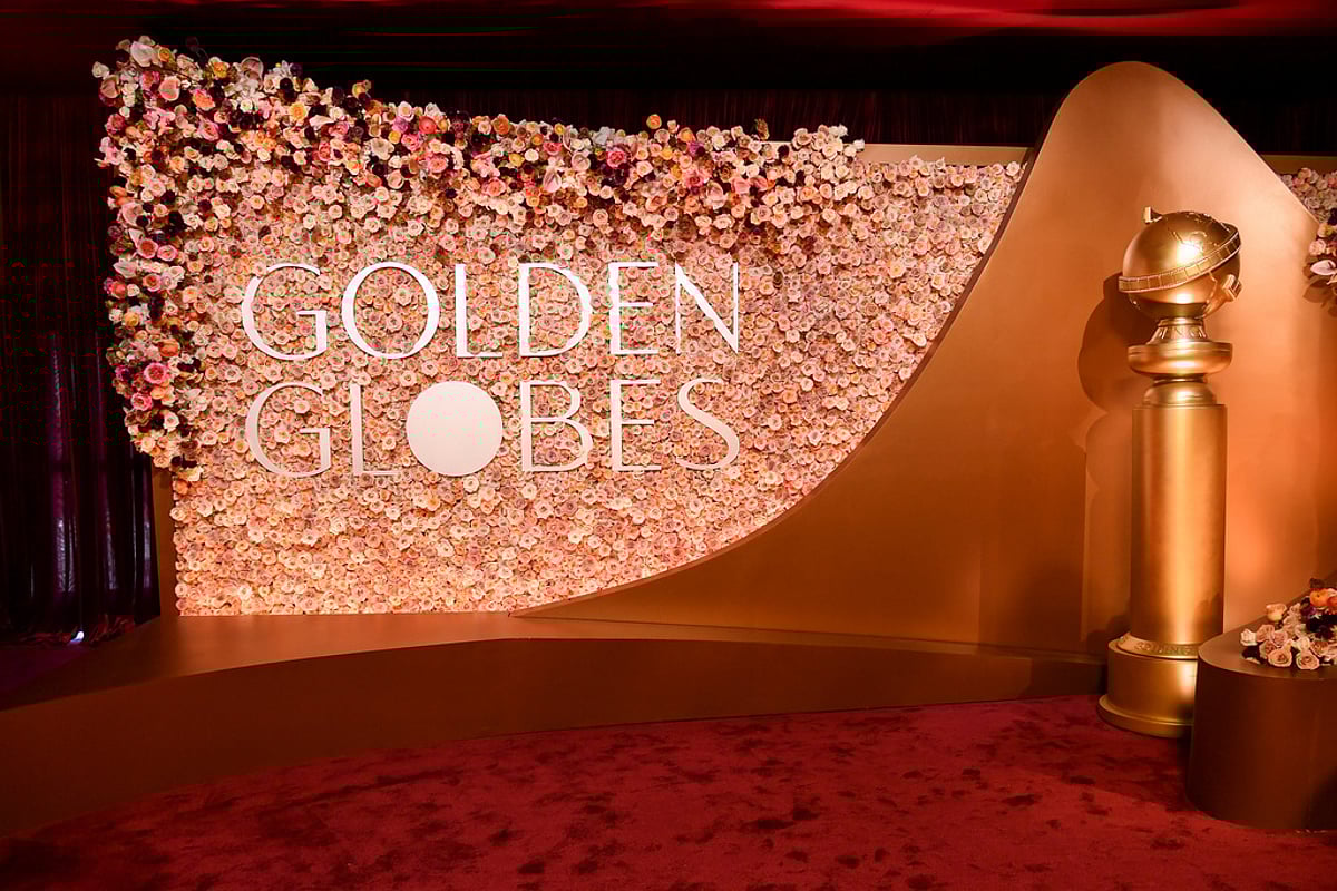 Golden Globes kick off Hollywood's 2026 awards season; 'BE GOOD' anti-ICE ...