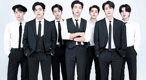 The proposed event is described as a 'K-heritage and K-pop convergence performance,' and while official numbers aren’t locked in yet, 15,000–20,000 fans could attend