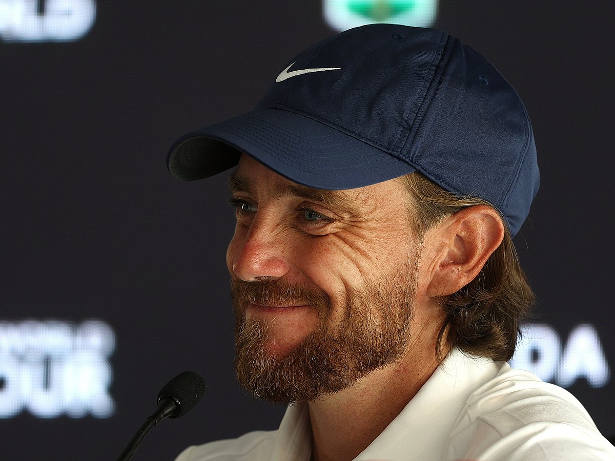 Tommy Fleetwood speaks to the media ahead of Dubai Desert Classic