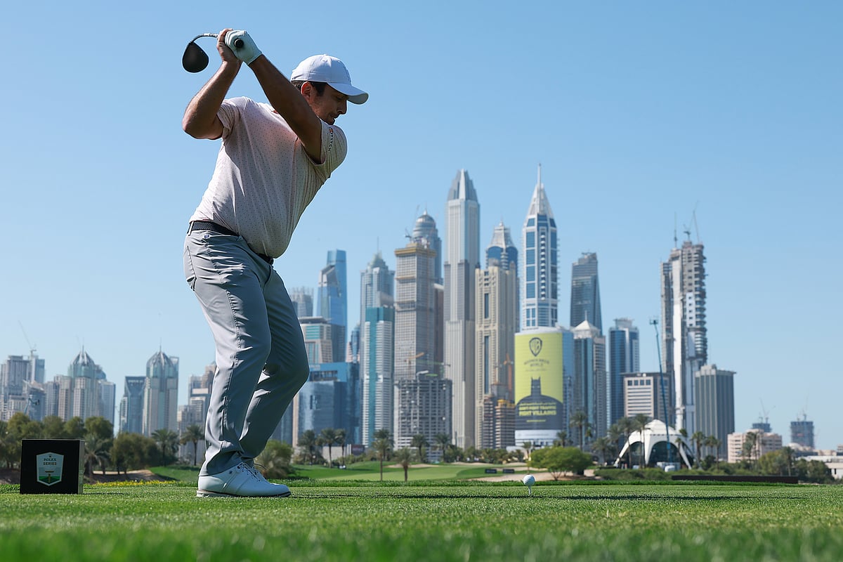 Francesco Molinari in action on the first day of the Dubai Desert Classic