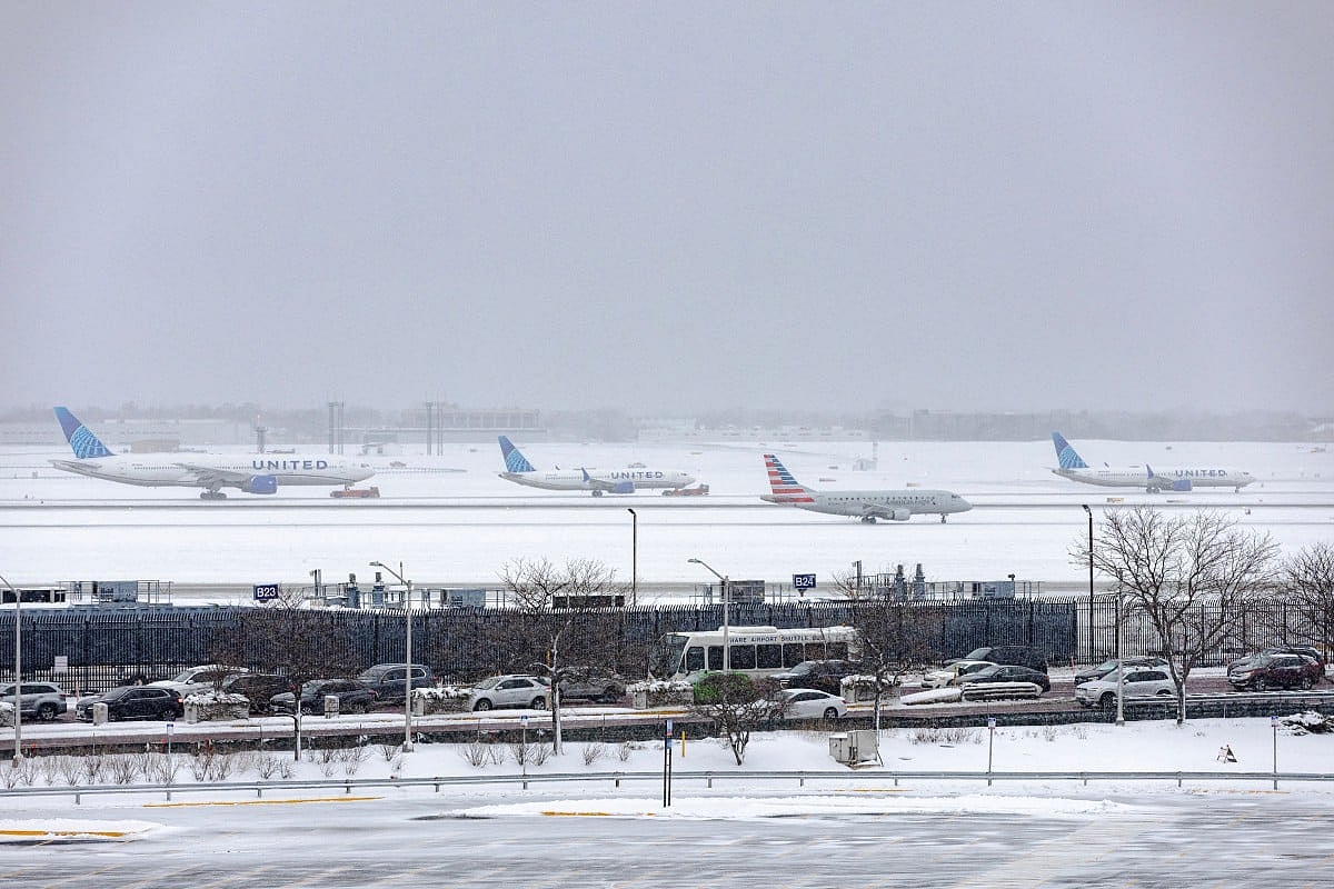 Emirates cancels Dubai–US flights amid snow and storms