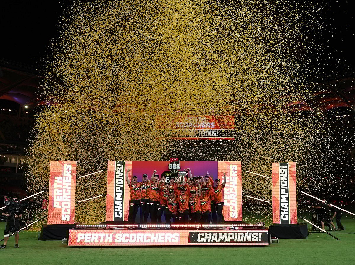 Perth Scorchers players celebrate their win after the Big Bash League T20 final between Perth Scorchers and Sydney Sixers at the Optus Stadium in Perth on December 25, 2026.