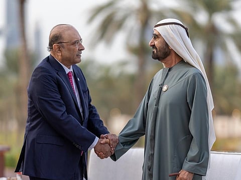 Sheikh Mohammed bin Rashid discusses bilateral ties, regional developments with Pakistan President