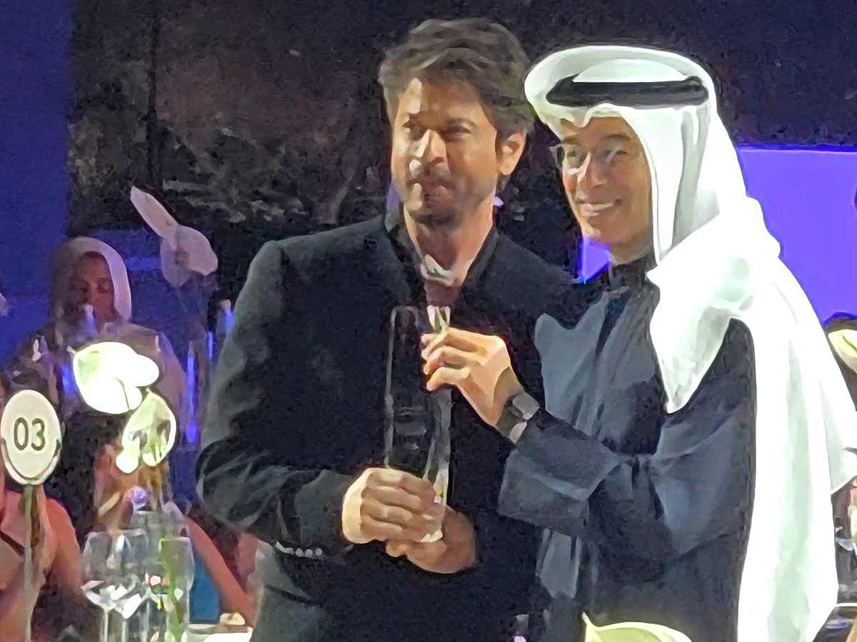 Shah Rukh Khan receives fashion's highest honour in Dubai