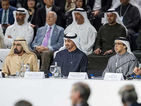 The World Laureates Summit brings together more than 100 scientists and participants, including Nobel laureates, recipients of major international scientific awards, and leaders of research institutions.