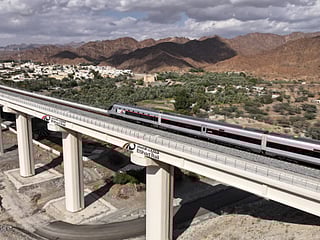 What will you see from the windows of Etihad Rail?