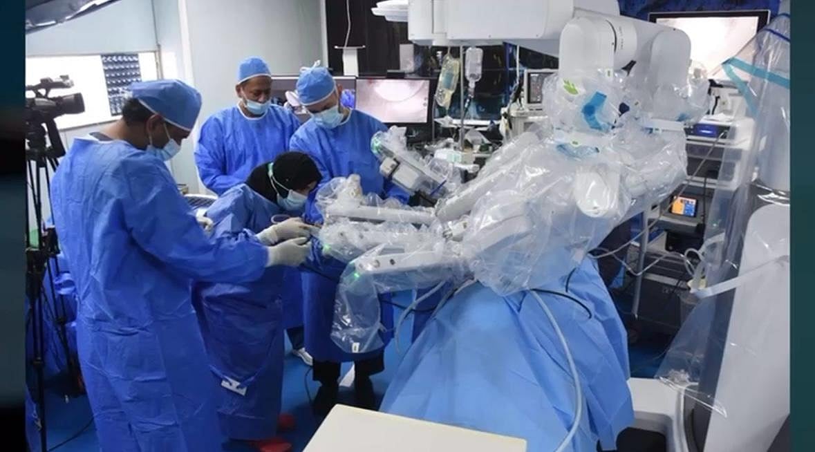 Abu Dhabi hospital performs kidney surgery in Pakistan