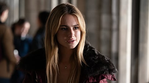 Grace Van Patten in Tell Me Lies Season 3, Episode 7, titled "I Will Promise Not to Sting,"