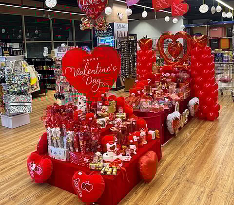 Al Maya supermarkets celebrate the spirit of love 