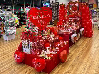 Al Maya Supermarkets celebrate Valentine's across UAE