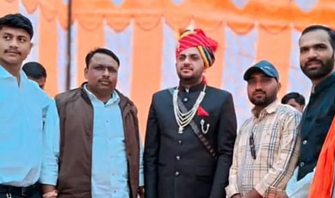 Ashok Bishnoi, posted with a special police team in Jhalawar district, was removed following the circulation of footage that triggered widespread attention on social media.