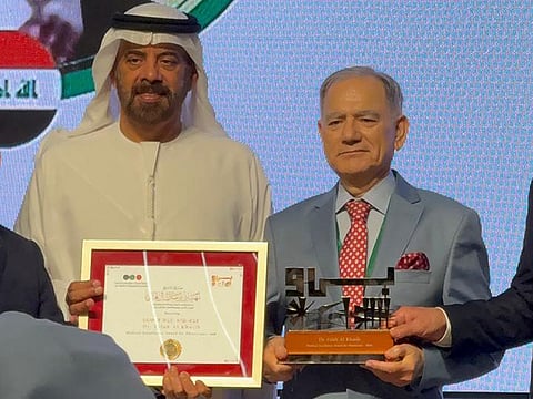 Dr Falah Al Khatib, Vice President of the Emirates Oncology Society presented with the Lifetime Achievement Award.