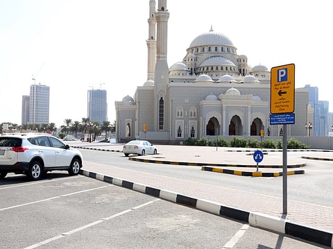 Sharjah Police urge proper parking around mosques during Taraweeh prayers