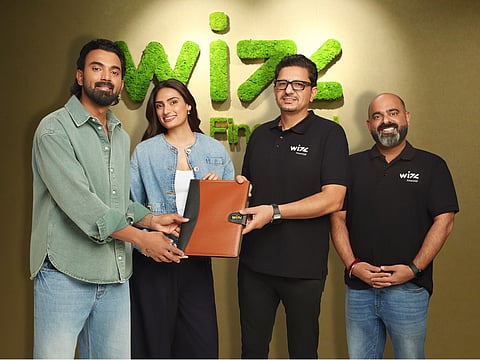 KL Rahul and Athiya Shetty with Amir Nagammy (Founder & Group CEO, Wizz Financial) and Krishnan R (Director & CEO, Wizzmoni) at the partnership announcement.