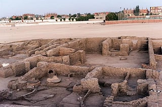 18th-century city, Coptic graves found in Egypt