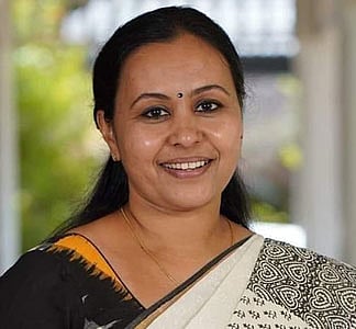 The minister had arrived at the Kannur railway station to board the Vande Bharat Express after attending official programmes in Kannur.