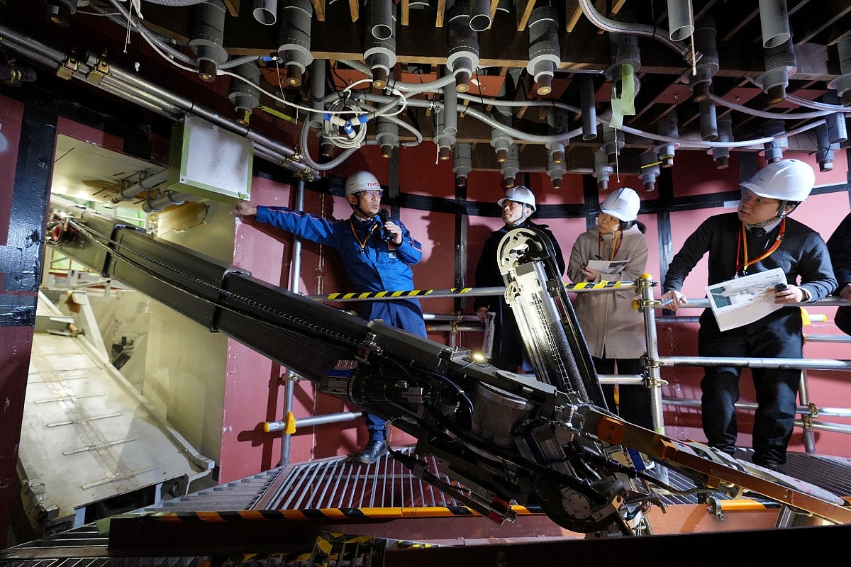 Innovative Snake-like Robot to Tackle Fukushima Nuclear Debris