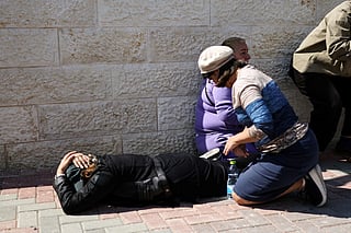 Sirens disrupt funeral of Iran strike victims